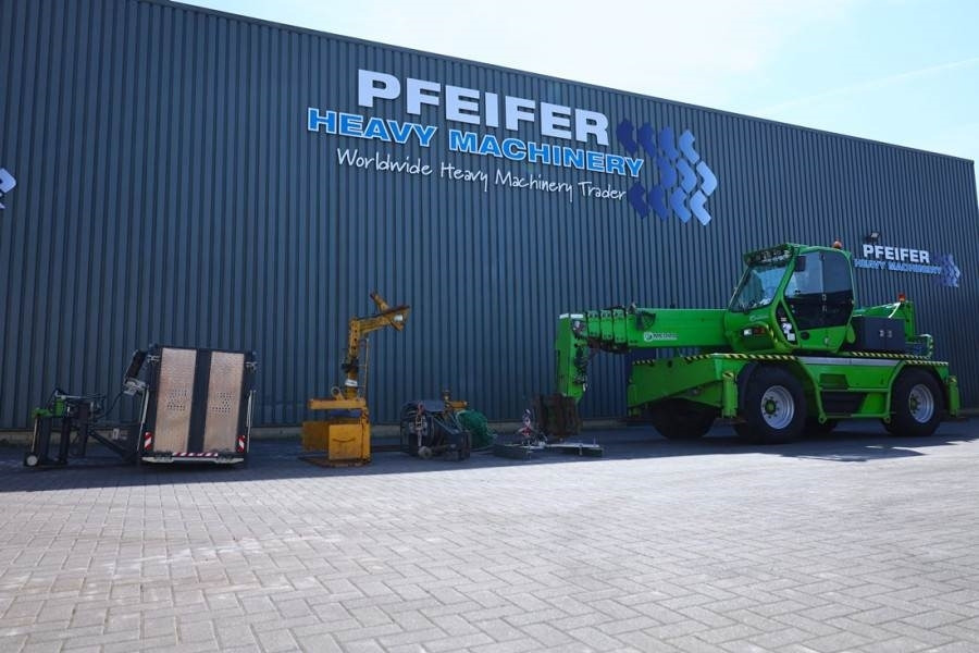Merlo ROTO 40.26 MCSS Equipped With Various Attachments, - Teleskopický manipulátor: obrázek 1 Merlo ROTO 40.26 MCSS Equipped With Various Attachments, - Teleskopický manipulátor: obrázek 1