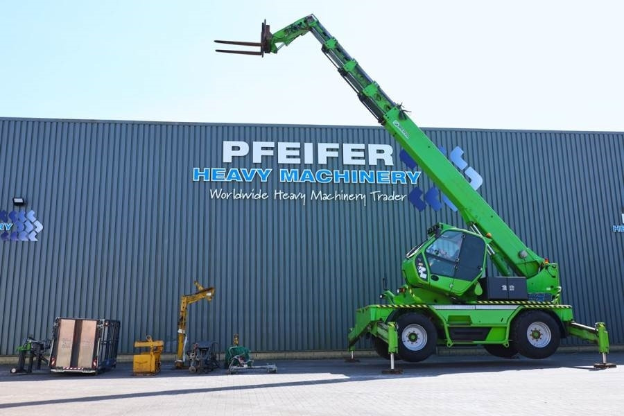 Merlo ROTO 40.26 MCSS Equipped With Various Attachments, - Teleskopický manipulátor: obrázek 2 Merlo ROTO 40.26 MCSS Equipped With Various Attachments, - Teleskopický manipulátor: obrázek 2
