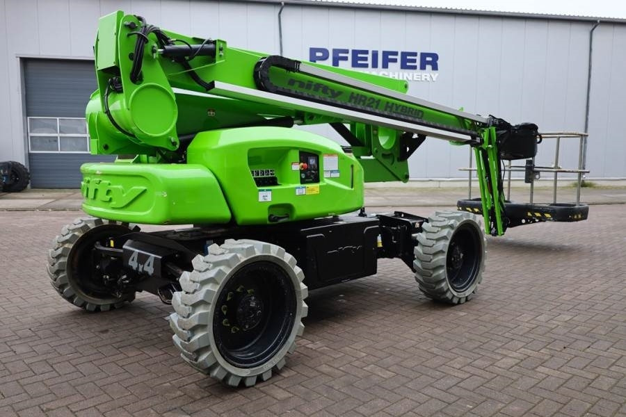 Niftylift HR21 HYBRIDE 4x4 MK2 Hybride, 4x4 Drive, 21m Worki - Kloubová plošina: obrázek 2 Niftylift HR21 HYBRIDE 4x4 MK2 Hybride, 4x4 Drive, 21m Worki - Kloubová plošina: obrázek 2