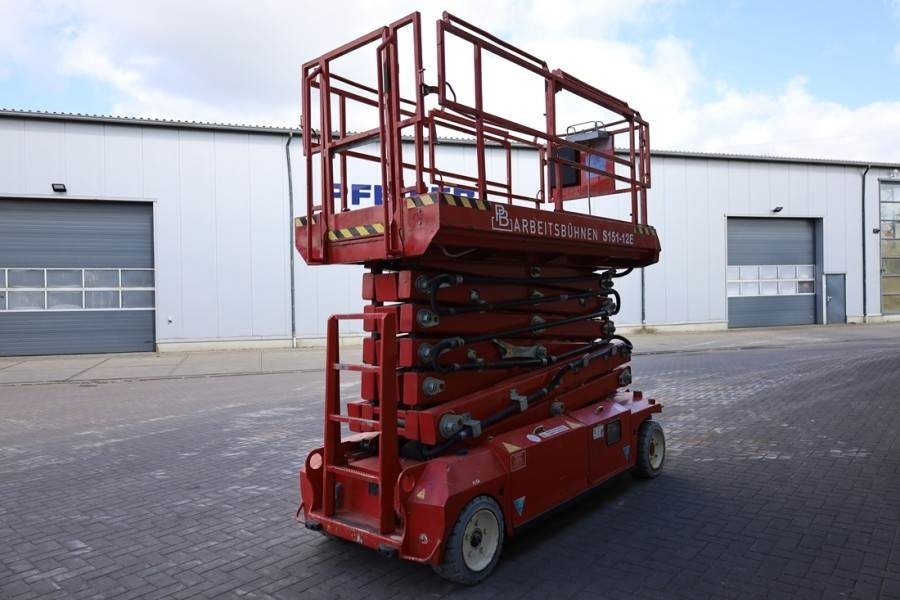 PB LIFT S151-12E Electric, 15m Working Height, 550kg - Nůžková plošina: obrázek 2 PB LIFT S151-12E Electric, 15m Working Height, 550kg - Nůžková plošina: obrázek 2