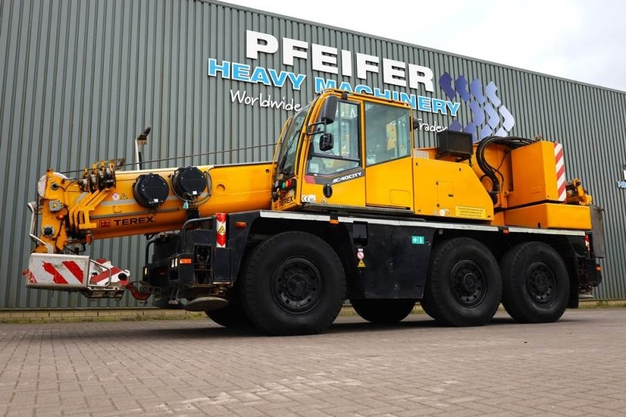 Terex Demag AC40 City Diesel, 6x6 Drive And 6-Wheel Stee - Univerzální autojeřáb: obrázek 1 Terex Demag AC40 City Diesel, 6x6 Drive And 6-Wheel Stee - Univerzální autojeřáb: obrázek 1