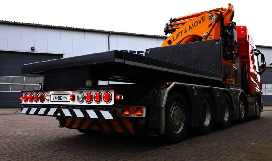 Volvo FH12 With Cormach 135t/m Crane Volvo FH12 10x4 Wit - Univerzální autojeřáb: obrázek 2 Volvo FH12 With Cormach 135t/m Crane Volvo FH12 10x4 Wit - Univerzální autojeřáb: obrázek 2