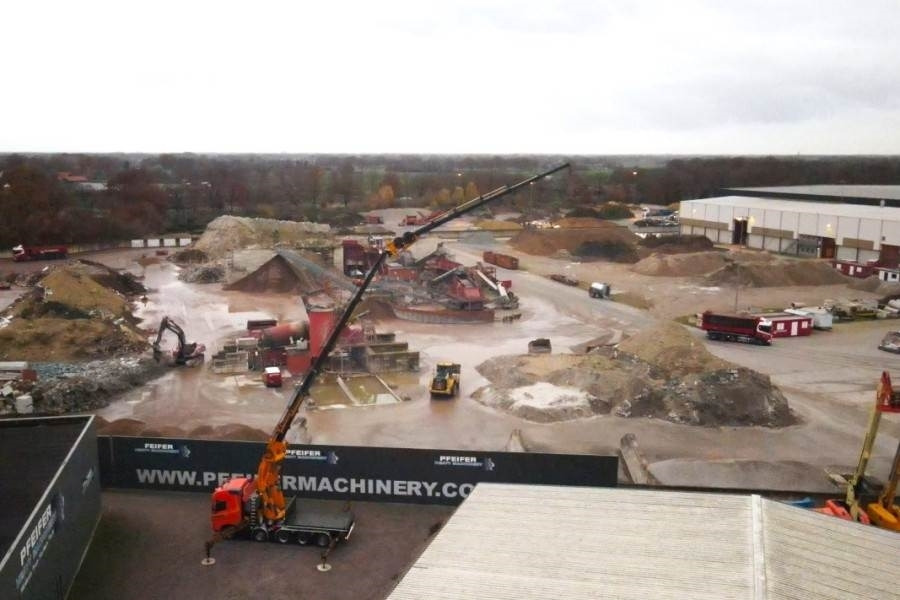 Univerzální autojeřáb Volvo FH12 With Cormach 135tm Crane Volvo FH12 10x4 With: obrázek 18