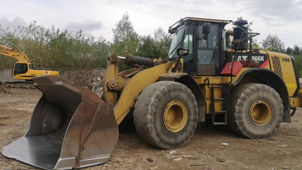 CAT 966 K - Kolový nakladač: obrázek 1 CAT 966 K - Kolový nakladač: obrázek 1