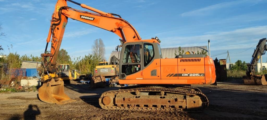 Doosan 225 LC - Pásové rýpadlo: obrázek 1 Doosan 225 LC - Pásové rýpadlo: obrázek 1