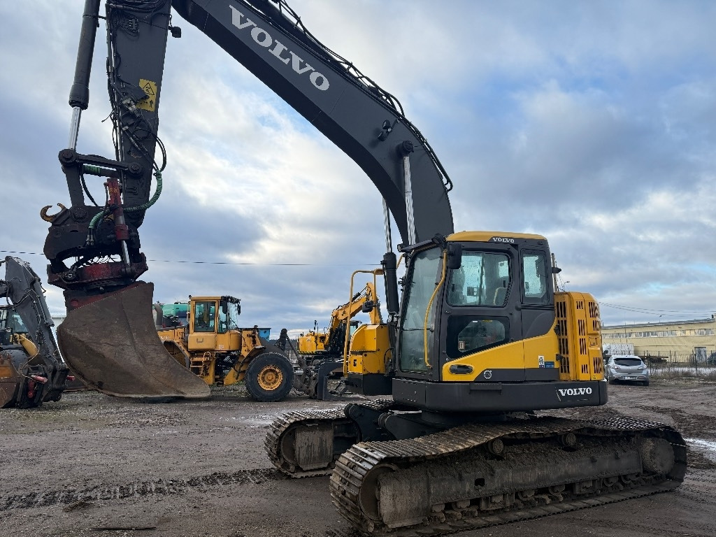 Volvo ECR 235 - Pásové rýpadlo: obrázek 3 Volvo ECR 235 - Pásové rýpadlo: obrázek 3