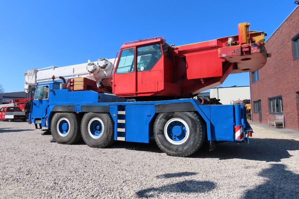 Liebherr LTM 1050-1 - Univerzální autojeřáb: obrázek 4 Liebherr LTM 1050-1 - Univerzální autojeřáb: obrázek 4