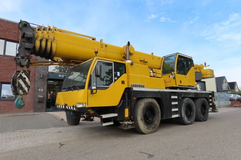 Liebherr LTM 1055-1  - Univerzální autojeřáb: obrázek 1 Liebherr LTM 1055-1  - Univerzální autojeřáb: obrázek 1