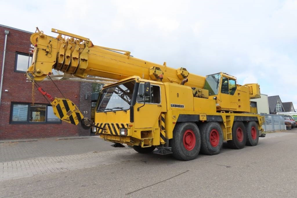 Liebherr LTM 1070-1 - Univerzální autojeřáb: obrázek 1 Liebherr LTM 1070-1 - Univerzální autojeřáb: obrázek 1