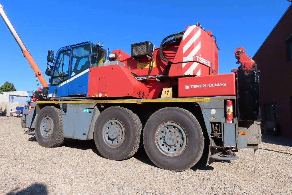 Terex Demag AC 40 City - Univerzální autojeřáb: obrázek 4 Terex Demag AC 40 City - Univerzální autojeřáb: obrázek 4