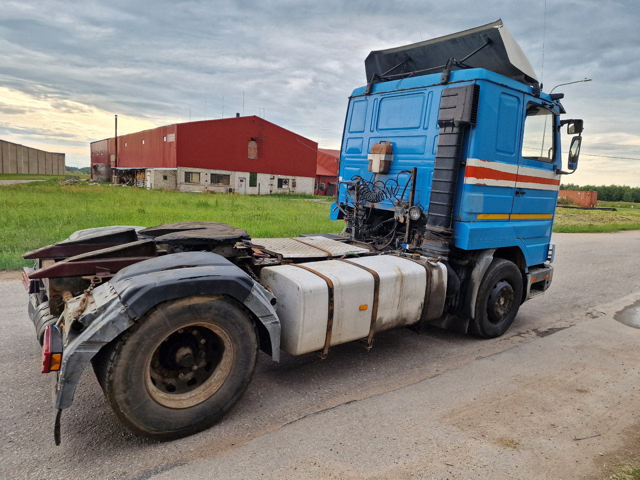 Scania 113 360hp manual - Tahač: obrázek 3 Scania 113 360hp manual - Tahač: obrázek 3