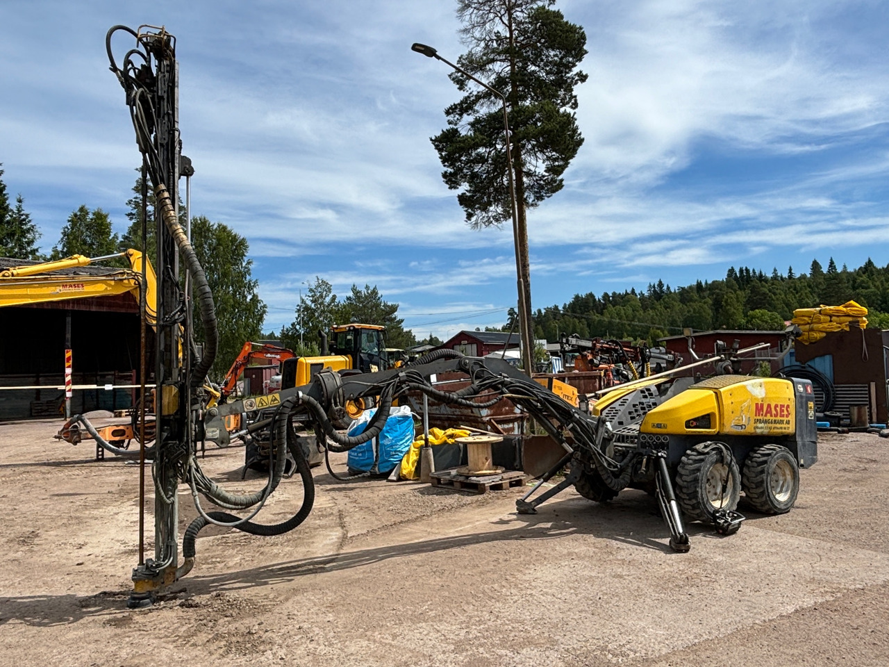 Atlas Copco Flexiroc T15R-01 - Vrtná souprava: obrázek 1 Atlas Copco Flexiroc T15R-01 - Vrtná souprava: obrázek 1