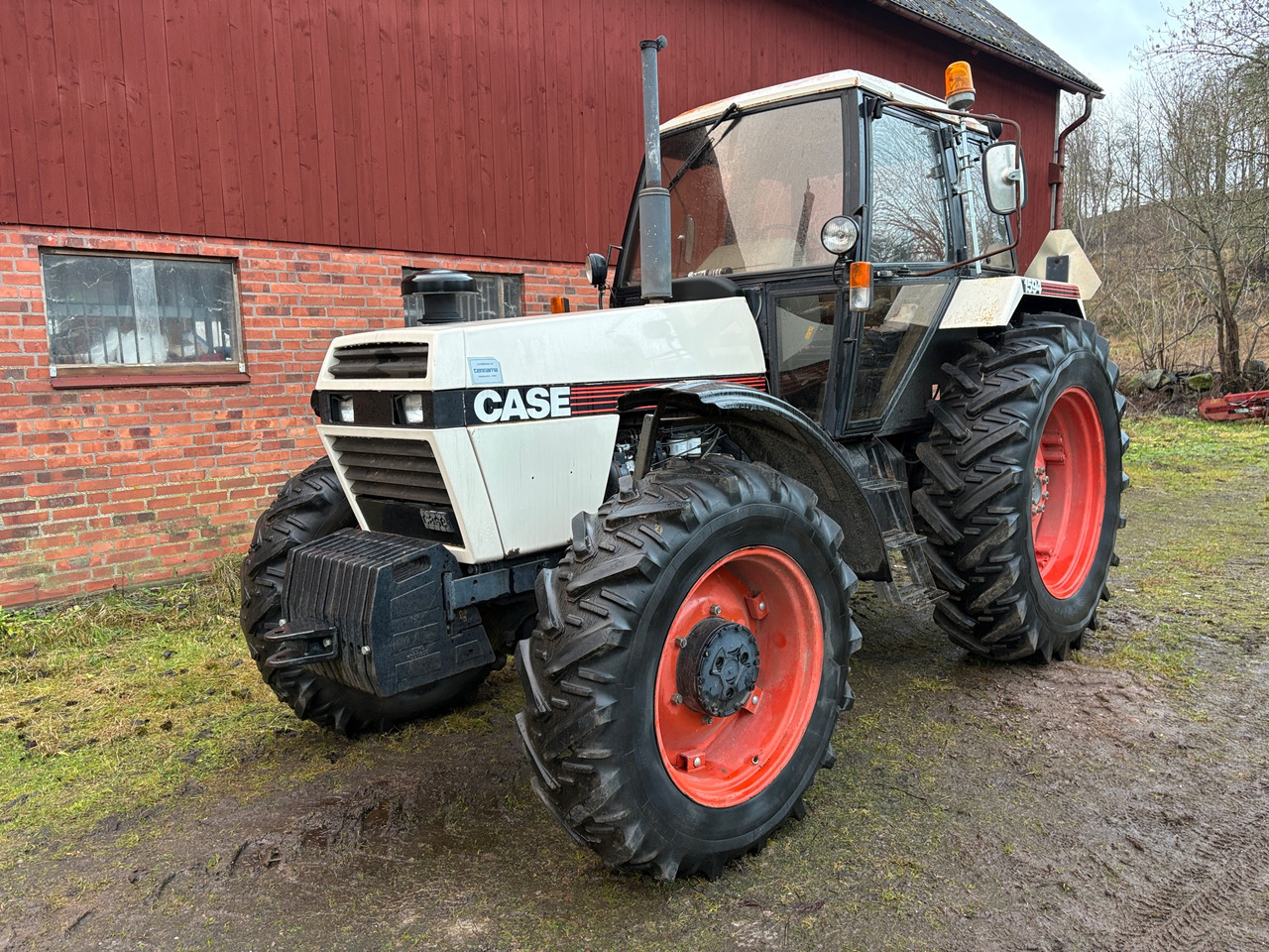 Case IH 1594 4WD Hydra - Traktor: obrázek 1 Case IH 1594 4WD Hydra - Traktor: obrázek 1