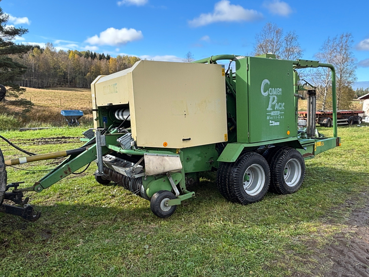 Krone Combi Pack 1250 - Lis na válcové balíky: obrázek 1 Krone Combi Pack 1250 - Lis na válcové balíky: obrázek 1