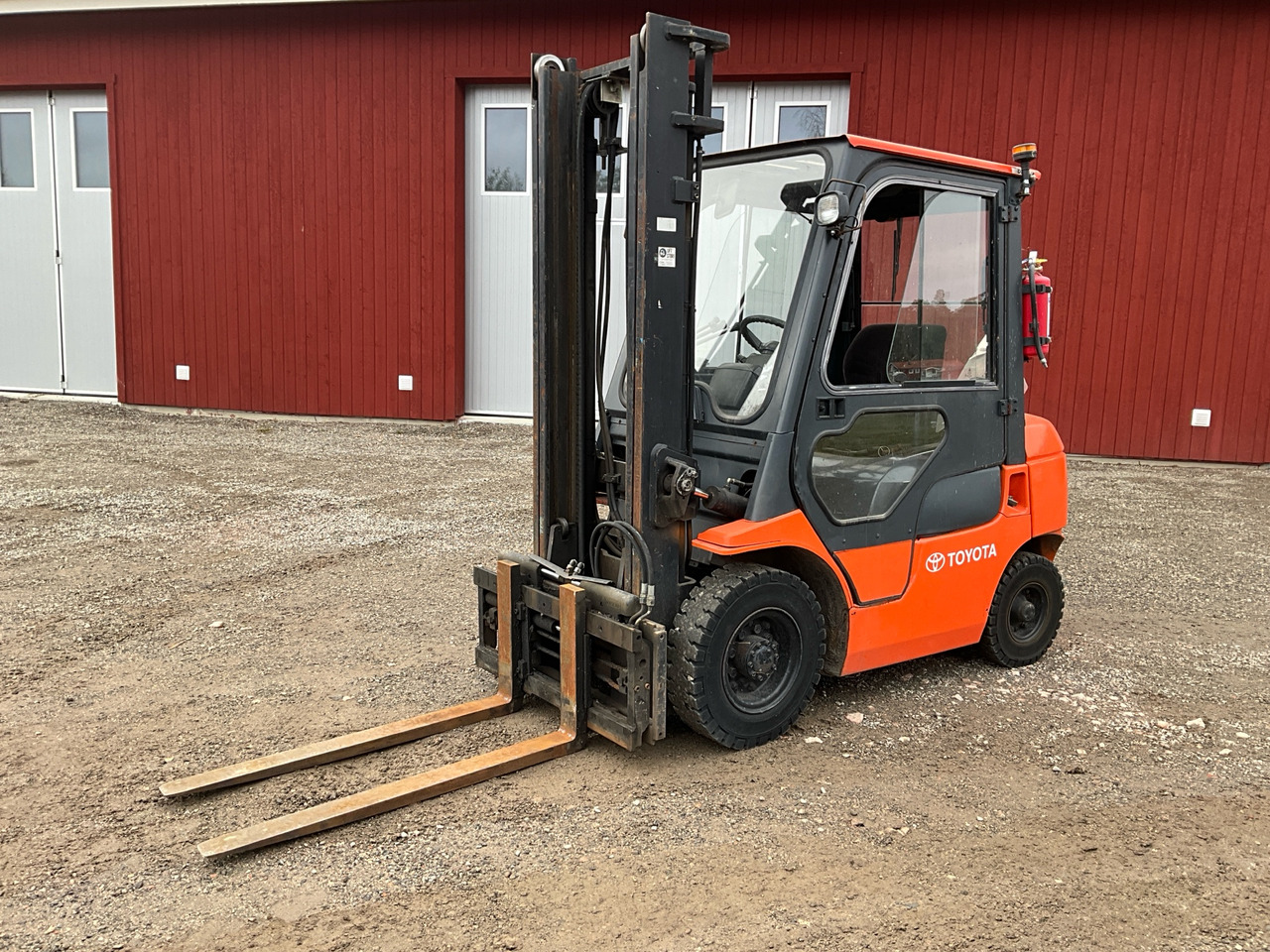 Toyota 62-7FDF25 - Manipulační technika: obrázek 1 Toyota 62-7FDF25 - Manipulační technika: obrázek 1