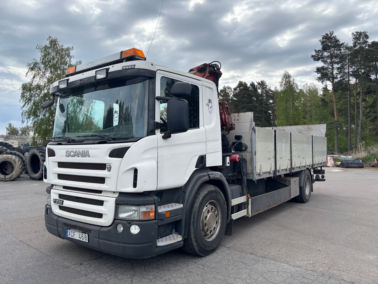 Scania P230 - Auto s hydraulickou rukou: obrázek 1 Scania P230 - Auto s hydraulickou rukou: obrázek 1