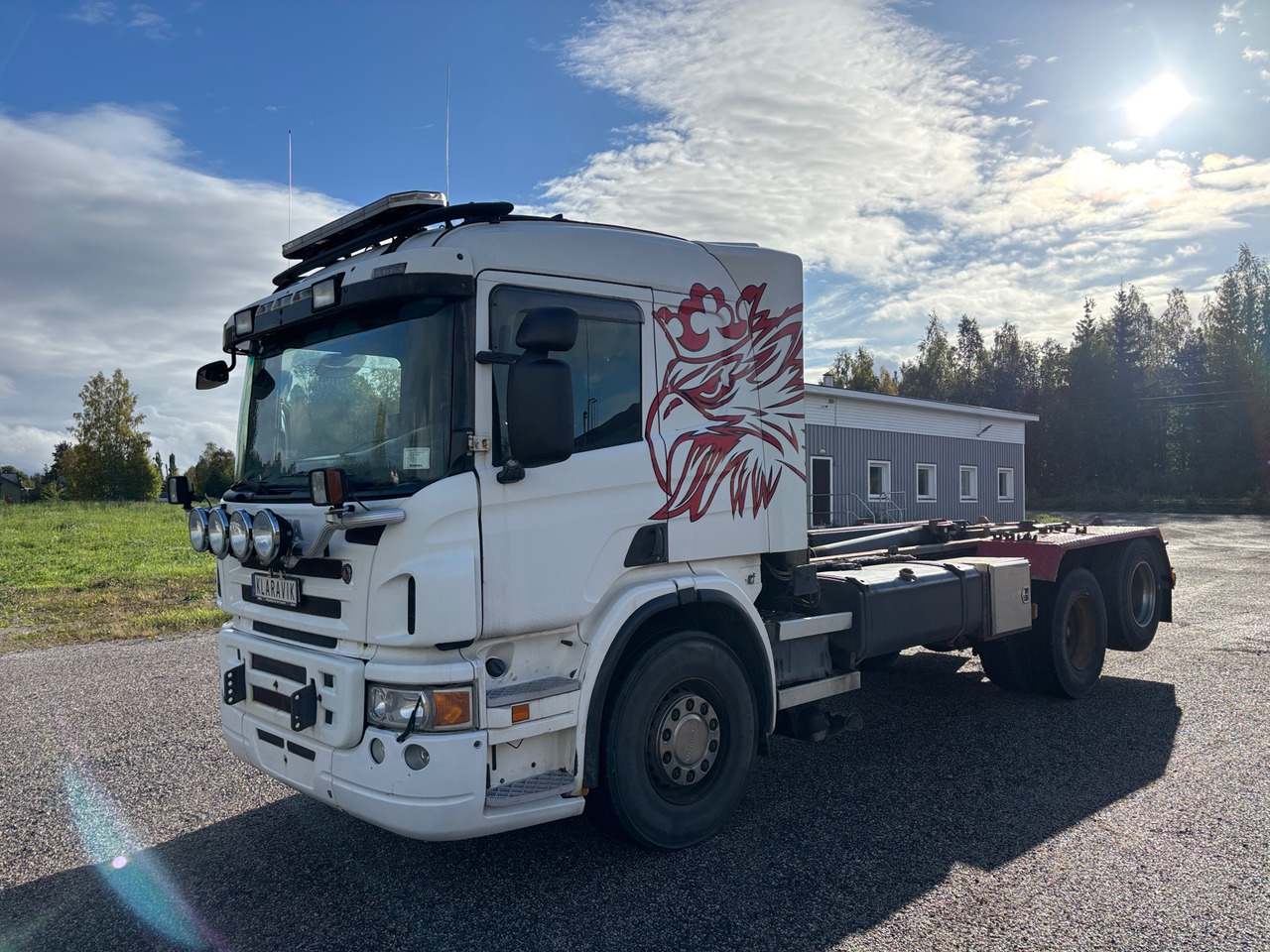 Scania P420 - Hákový nosič kontejnerů: obrázek 1 Scania P420 - Hákový nosič kontejnerů: obrázek 1