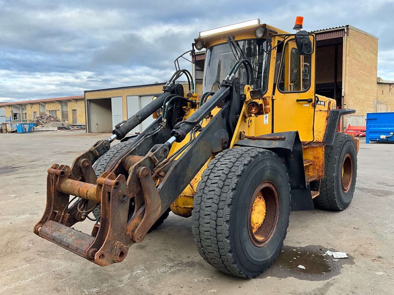 Volvo BM L90 - Kolový nakladač: obrázek 1 Volvo BM L90 - Kolový nakladač: obrázek 1