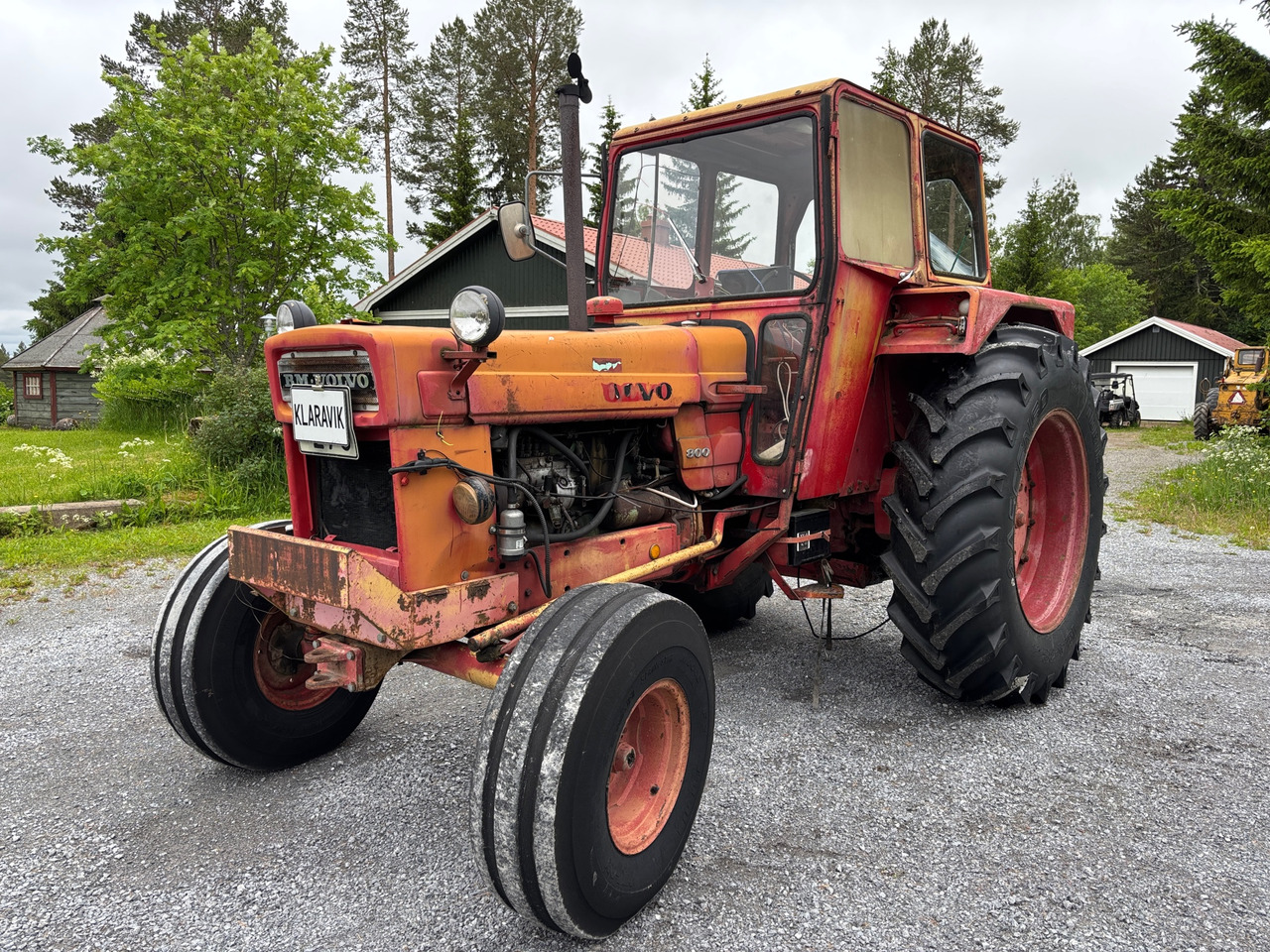 Volvo BM T 800 - Traktor: obrázek 1 Volvo BM T 800 - Traktor: obrázek 1