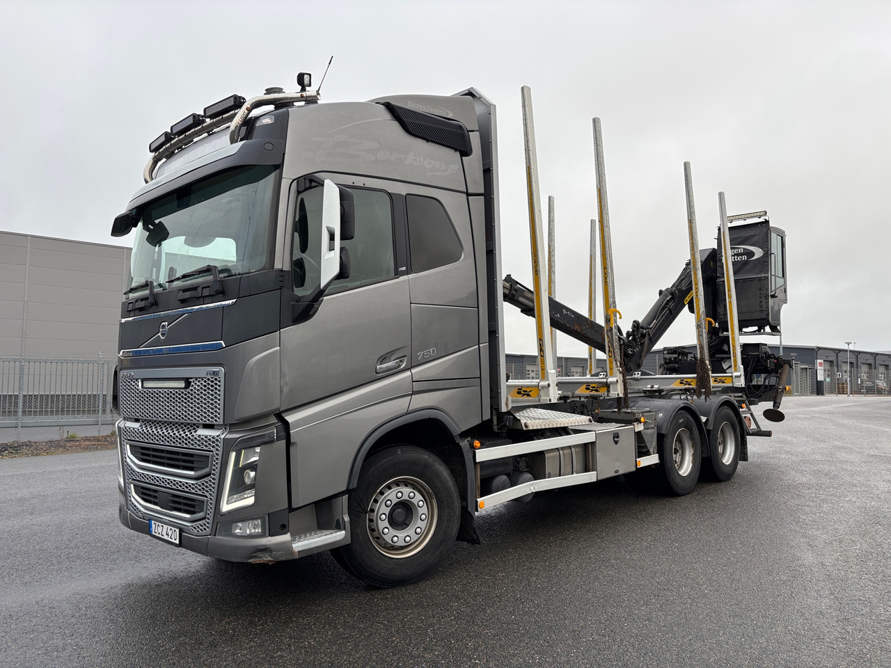 Volvo FH16 - Lesovůz, Auto s hydraulickou rukou: obrázek 1 Volvo FH16 - Lesovůz, Auto s hydraulickou rukou: obrázek 1