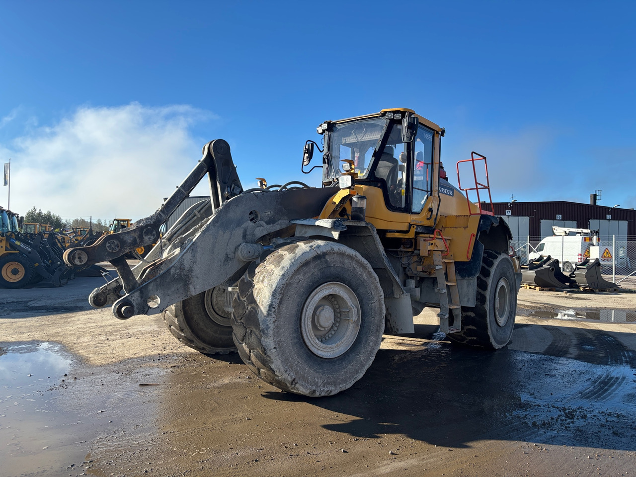 Volvo L220H - Kolový nakladač: obrázek 1 Volvo L220H - Kolový nakladač: obrázek 1