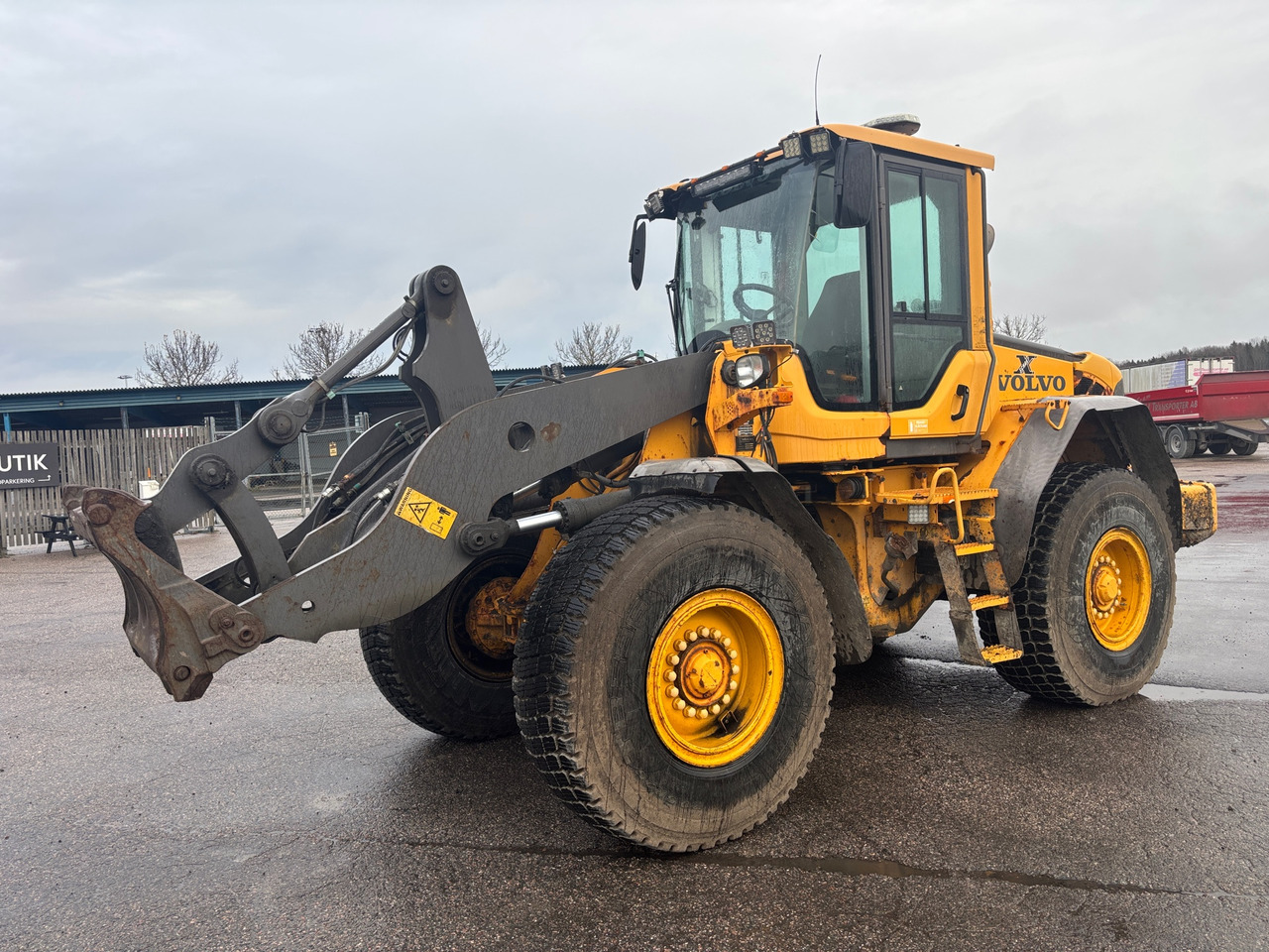 Volvo L70F - Kolový nakladač: obrázek 1 Volvo L70F - Kolový nakladač: obrázek 1