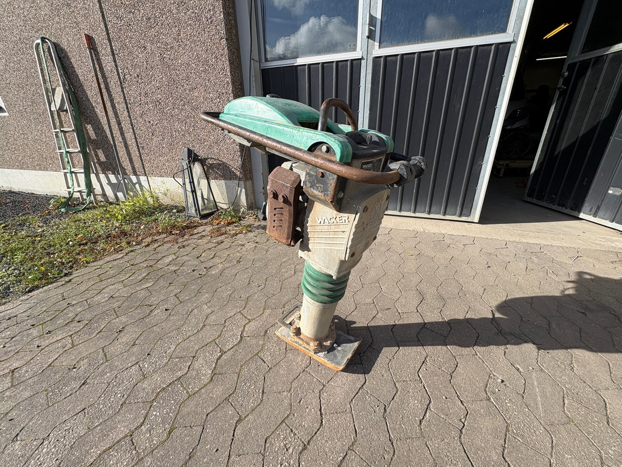 Wacker Neuson BS 500 - Vibrační deska: obrázek 1 Wacker Neuson BS 500 - Vibrační deska: obrázek 1