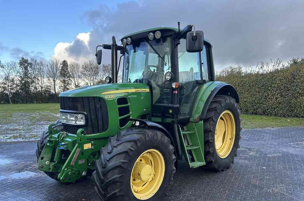 John Deere 6330 premium, TLS, HCS, Air, autopower - Traktor: obrázek 1 John Deere 6330 premium, TLS, HCS, Air, autopower - Traktor: obrázek 1