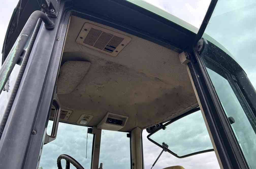 John Deere 6410 premium, tls airco, powerquad! - Traktor: obrázek 4 John Deere 6410 premium, tls airco, powerquad! - Traktor: obrázek 4