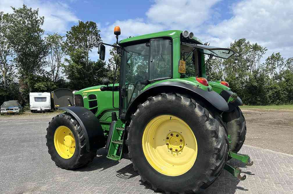 John Deere 6630 premium, tls, powerquad - Traktor: obrázek 2 John Deere 6630 premium, tls, powerquad - Traktor: obrázek 2