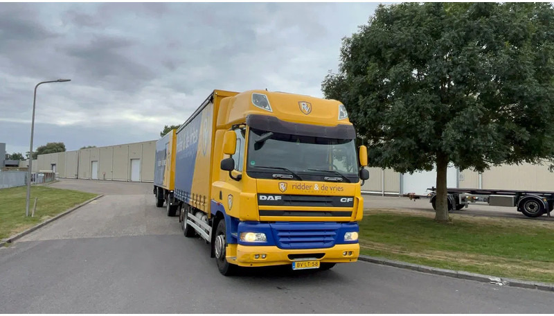 DAF CF 85.410 Schuifzijlen wagen 6x2 Daf CF85 - Skříňový nákladní auto: obrázek 2 DAF CF 85.410 Schuifzijlen wagen 6x2 Daf CF85 - Skříňový nákladní auto: obrázek 2