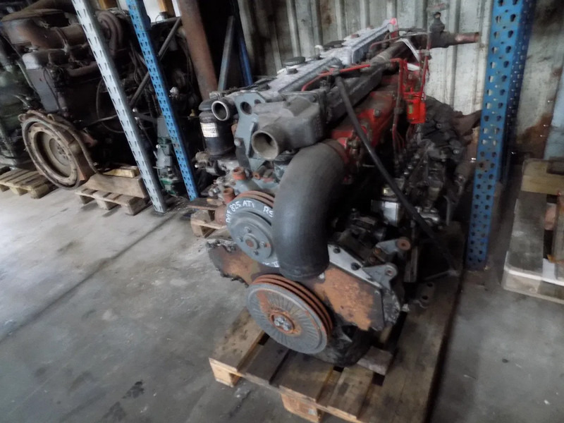 DAF Daf rs200 Euro2 825 ATI - Motor pro Nákladní auto: obrázek 2 DAF Daf rs200 Euro2 825 ATI - Motor pro Nákladní auto: obrázek 2