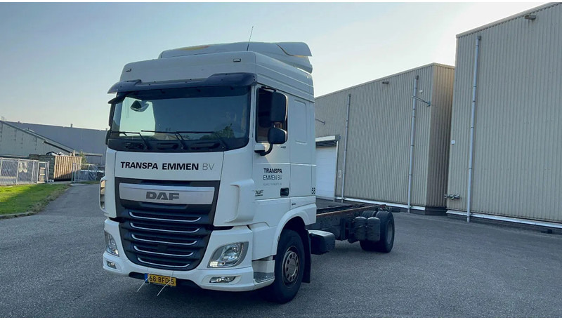 DAF XF 440 nette XF106 Chassis cabine - Podvozek s kabinou: obrázek 1 DAF XF 440 nette XF106 Chassis cabine - Podvozek s kabinou: obrázek 1