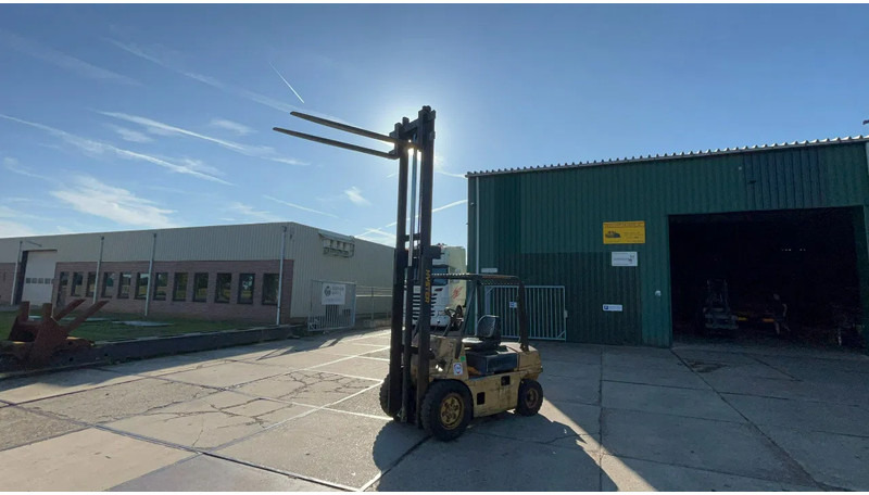 Hyster H50 Diesel Hyster H50 diesel - Dieselový vysokozdvižný vozík: obrázek 3 Hyster H50 Diesel Hyster H50 diesel - Dieselový vysokozdvižný vozík: obrázek 3