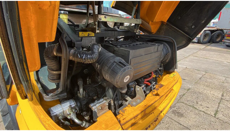 Kolový nakladač JCB KNIKSCHOVEL 406: obrázek 18 Kolový nakladač JCB KNIKSCHOVEL 406: obrázek 18