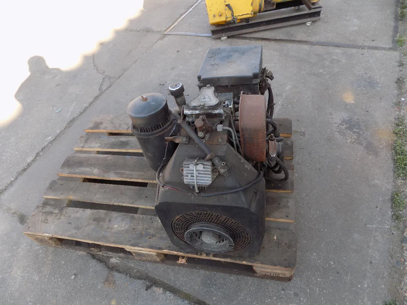 Lamborghini hatz generator - Elektrický generátor: obrázek 5 Lamborghini hatz generator - Elektrický generátor: obrázek 5