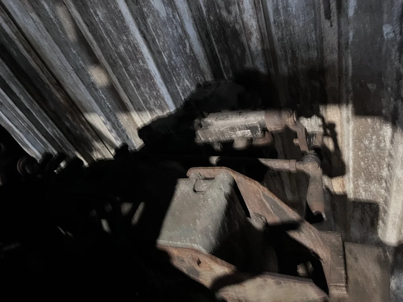 Volvo D60A met transmissie - Motor pro Nákladní auto: obrázek 3 Volvo D60A met transmissie - Motor pro Nákladní auto: obrázek 3