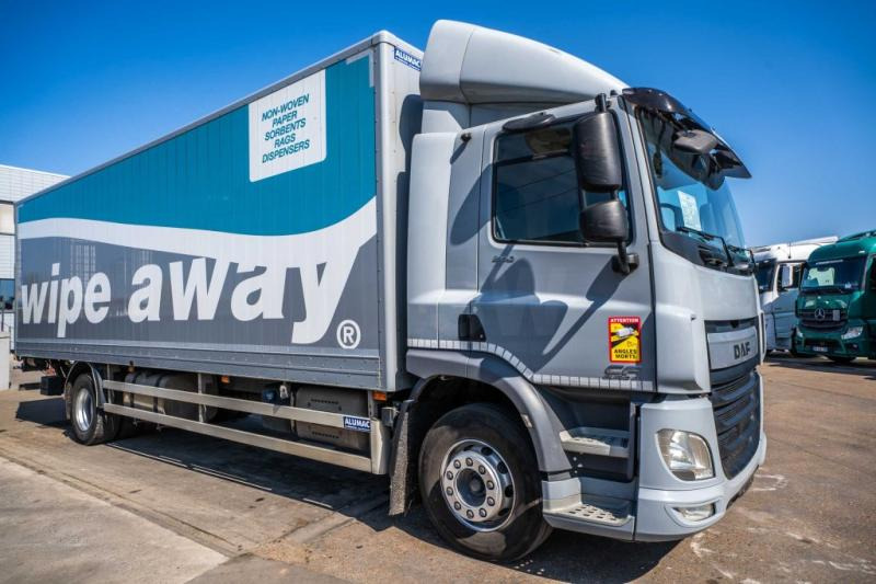 DAF CF 260 (19T) + DHOLLANDIA 2.5T. - Skříňový nákladní auto: obrázek 2 DAF CF 260 (19T) + DHOLLANDIA 2.5T. - Skříňový nákladní auto: obrázek 2