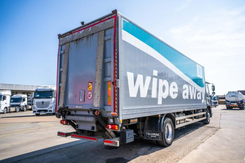 DAF CF 260 (19T) + DHOLLANDIA 2.5T. - Skříňový nákladní auto: obrázek 4 DAF CF 260 (19T) + DHOLLANDIA 2.5T. - Skříňový nákladní auto: obrázek 4