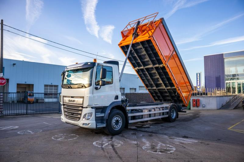 DAF CF 410-4x2 - 13 642 KM - 26m3 - Sklápěč: obrázek 1 DAF CF 410-4x2 - 13 642 KM - 26m3 - Sklápěč: obrázek 1