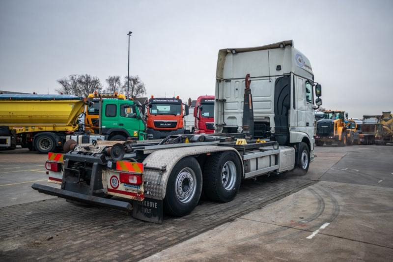 DAF XF 105.460 - AJK + intarder - Hákový nosič kontejnerů: obrázek 3 DAF XF 105.460 - AJK + intarder - Hákový nosič kontejnerů: obrázek 3