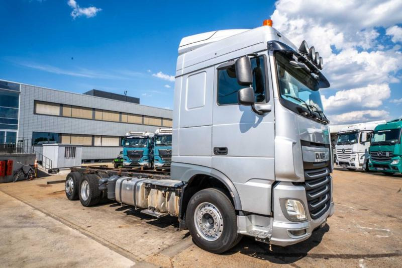 DAF XF 510 - Podvozek s kabinou: obrázek 2 DAF XF 510 - Podvozek s kabinou: obrázek 2