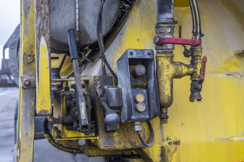 Návěs domíchávač DE BUF BETON MIXER/MALAXEUR/MISCHER-12M3: obrázek 6 Návěs domíchávač DE BUF BETON MIXER/MALAXEUR/MISCHER-12M3: obrázek 6