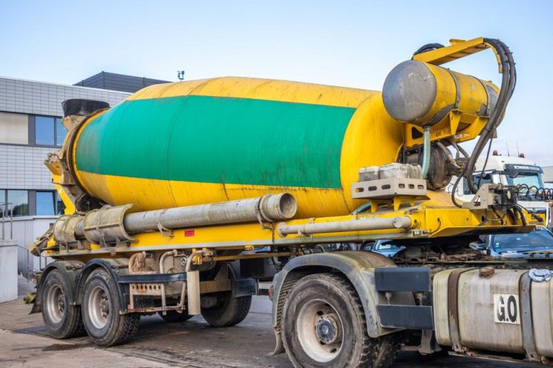 DE BUF BETON MIXER/MISCHER/MALAXEUR12M³ - Návěs domíchávač: obrázek 2 DE BUF BETON MIXER/MISCHER/MALAXEUR12M³ - Návěs domíchávač: obrázek 2