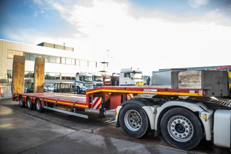 Faymonville MAXTRAILER- F-S43-1AAF- 49500 KG - Podvalníkový návěs: obrázek 2 Faymonville MAXTRAILER- F-S43-1AAF- 49500 KG - Podvalníkový návěs: obrázek 2