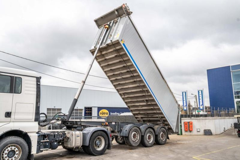 Fliegl SDS01-ALU-32m3 - Sklápěcí návěs: obrázek 1 Fliegl SDS01-ALU-32m3 - Sklápěcí návěs: obrázek 1
