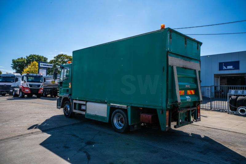 Iveco EUROCARGO 120E18 - Skříňový nákladní auto: obrázek 5 Iveco EUROCARGO 120E18 - Skříňový nákladní auto: obrázek 5