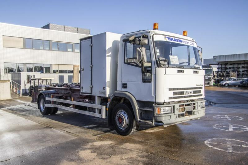 Iveco EUROCARGO 130E18 - Hákový nosič kontejnerů: obrázek 4 Iveco EUROCARGO 130E18 - Hákový nosič kontejnerů: obrázek 4