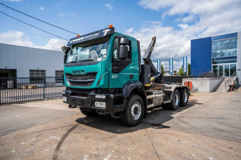 Iveco TRAKKER 360-6x4-PALFINGER - Hákový nosič kontejnerů: obrázek 1 Iveco TRAKKER 360-6x4-PALFINGER - Hákový nosič kontejnerů: obrázek 1