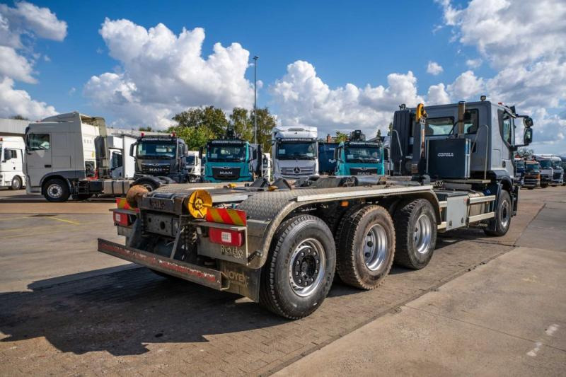 Iveco X-WAY 460 - Hákový nosič kontejnerů: obrázek 4 Iveco X-WAY 460 - Hákový nosič kontejnerů: obrázek 4